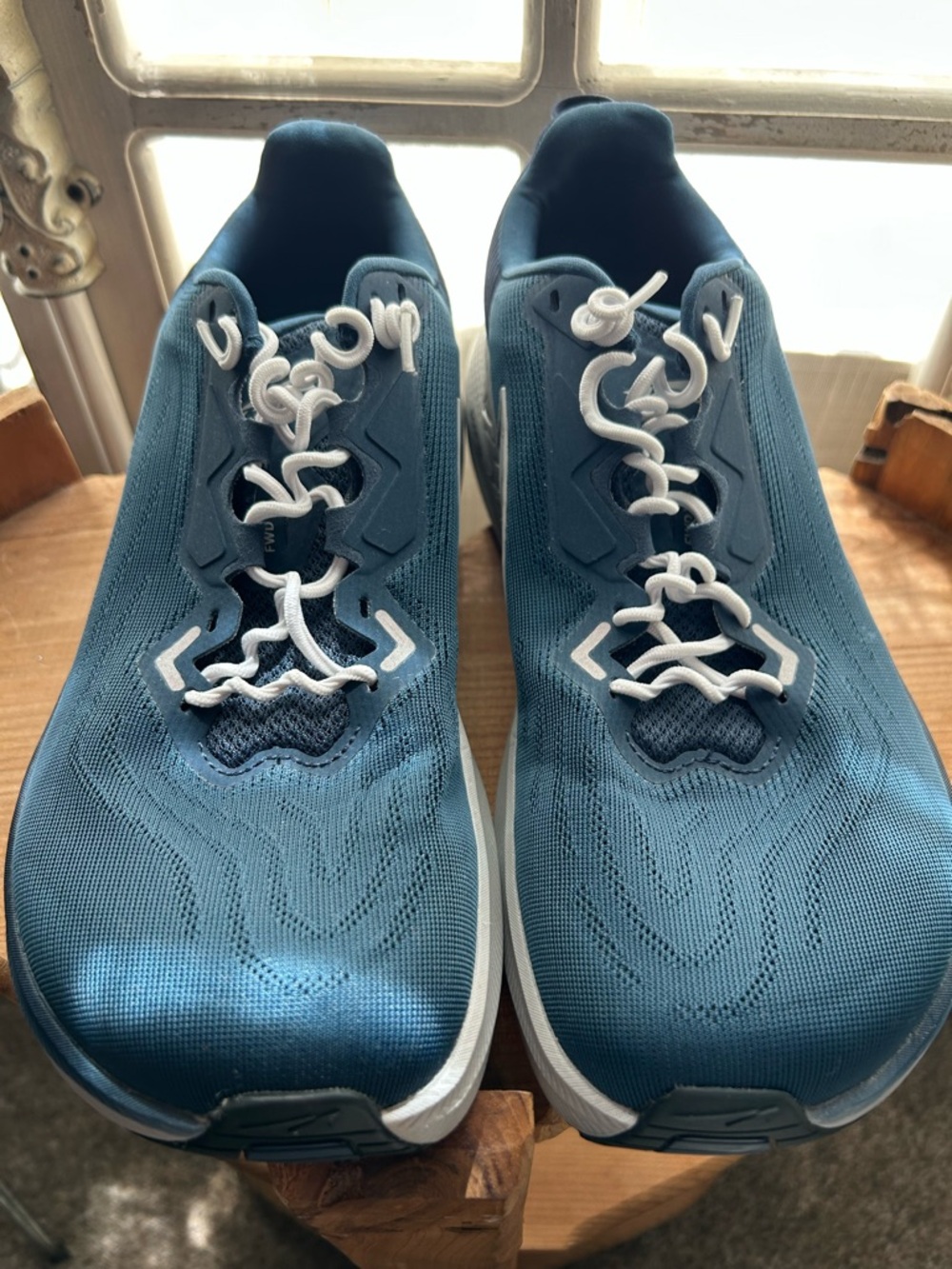 Altra Men's Ecoflo Sport Comfort Running Shoes Blue size 10 like new - Picture 8 of 10